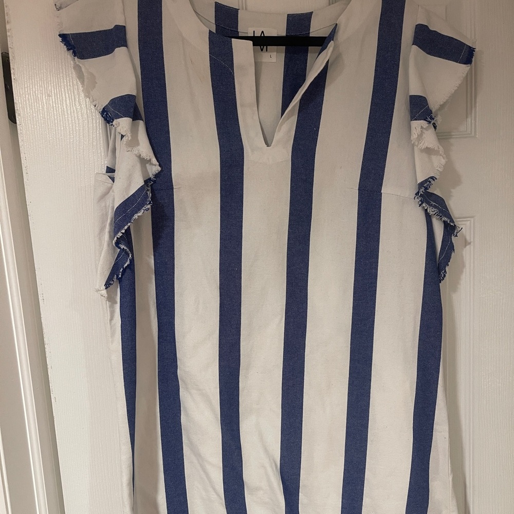 Blue + white dress w/ fringed sleeves/bottom